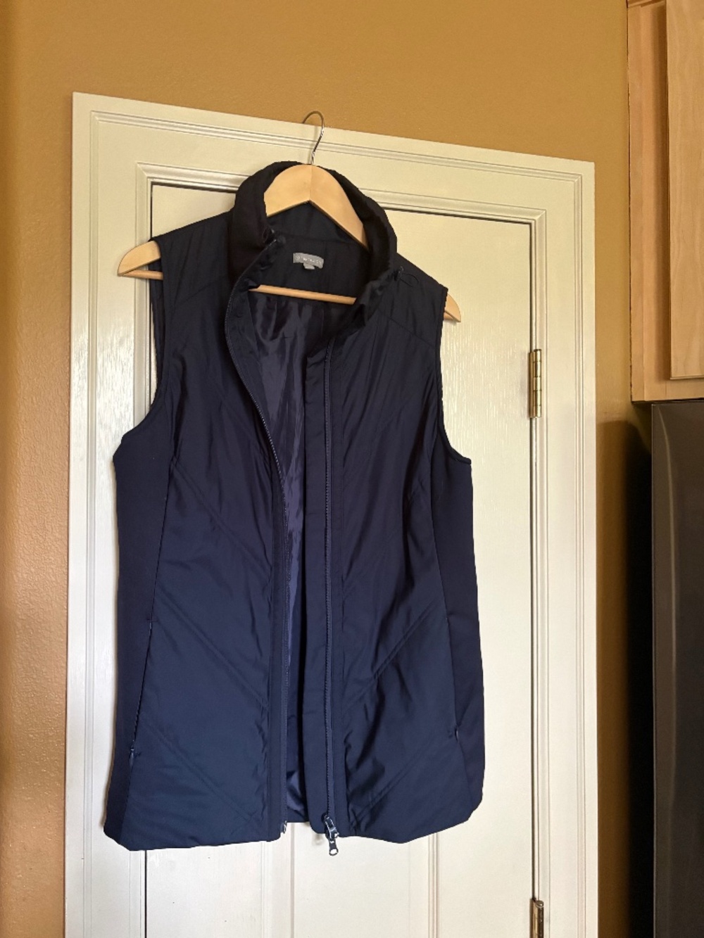 T by Talbots Long Vest Navy Size medium stretchy side panels